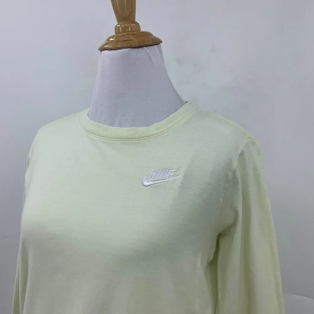 The Nike Tee Shirt Girls Youth L Large Celery Green Long Sleeve Athletic Shirt